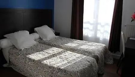 Hotel Le Myosotis Parigi