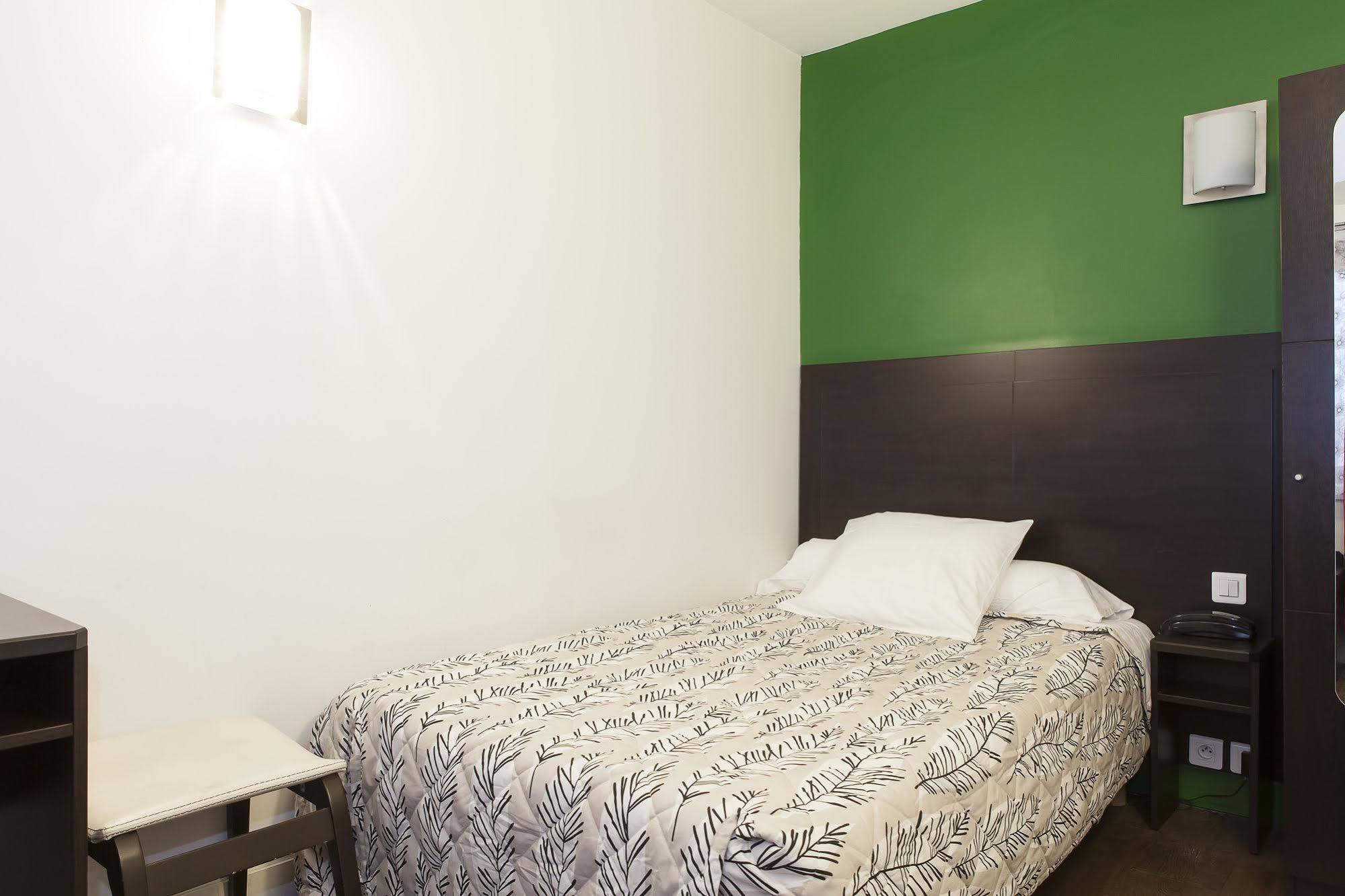 Hotel Le Myosotis Parigi
